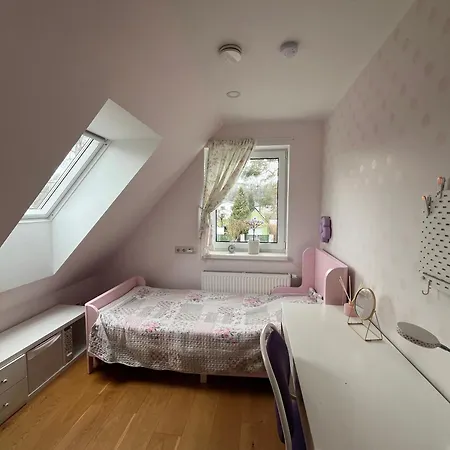 Hubane Majaosa Vaikses Piirkonnas *