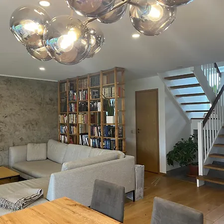 Hubane Majaosa Vaikses Piirkonnas Holiday home *
