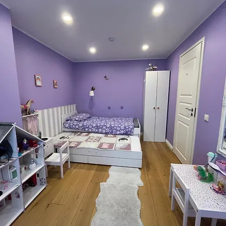 Hubane Majaosa Vaikses Piirkonnas Holiday home *